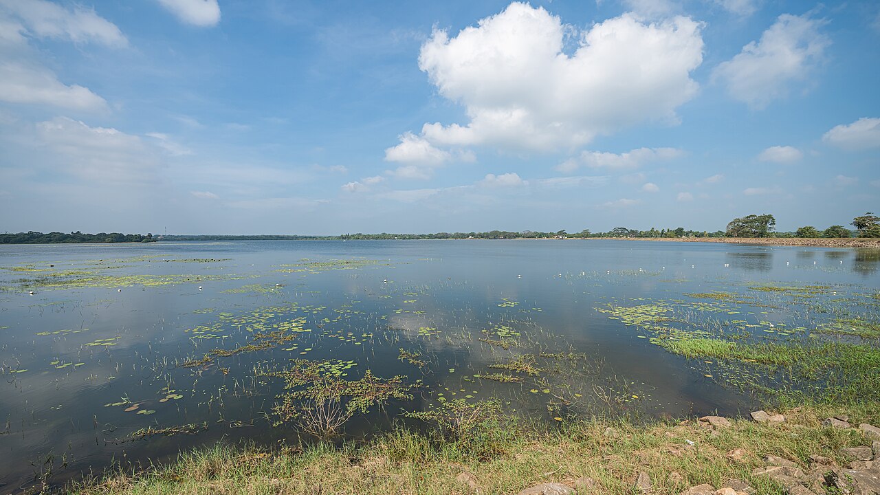 A reservoir and ruins in the ancient cities